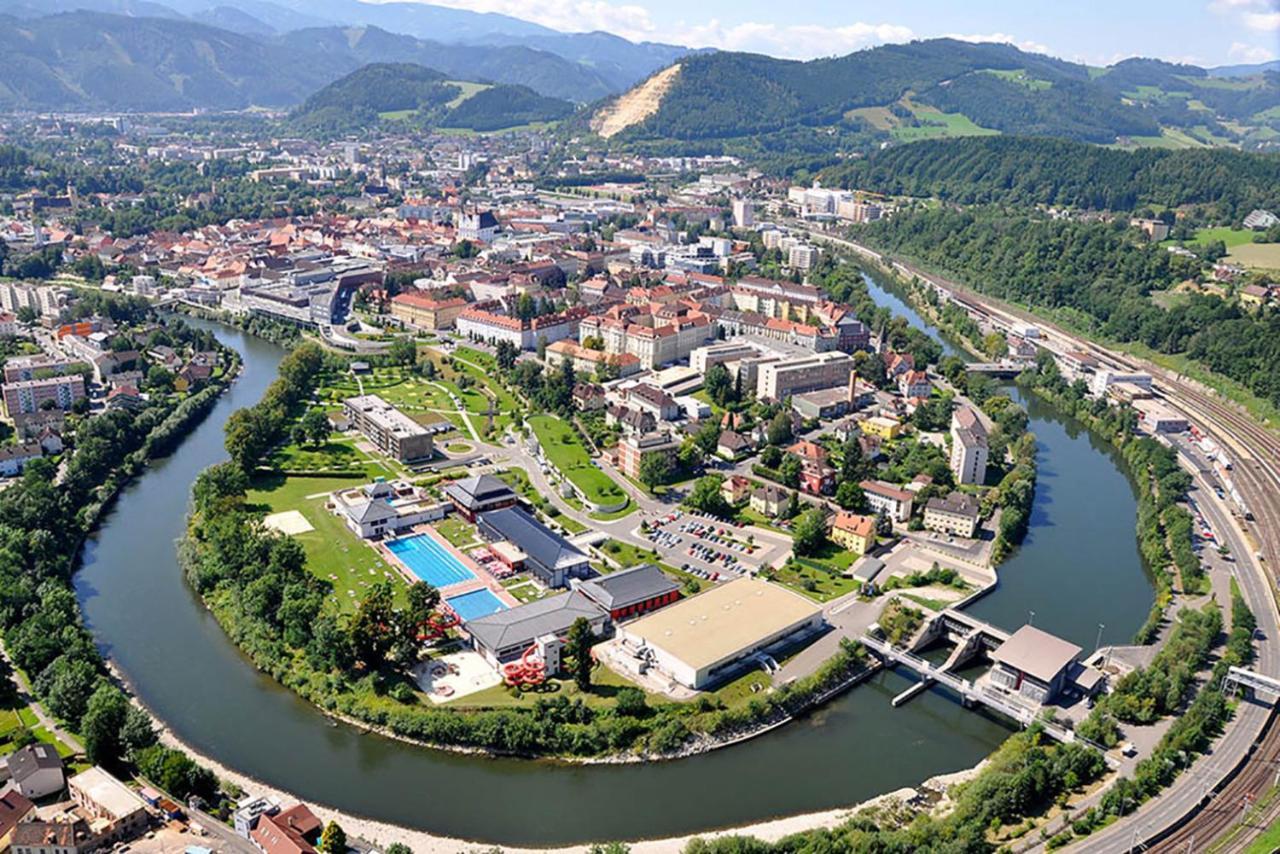 Apartamento Auszeit Steiraland 6 Mit Ueberdachter Terasse Schoenen Garten Und Kostenlosen Parkplatz Leoben  Exterior foto